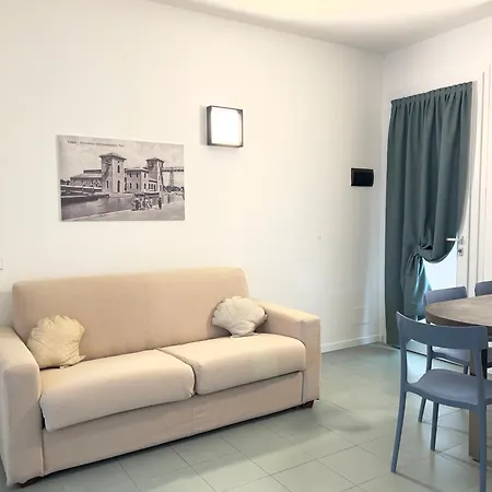 Darsena Terrazzo Vista Porto Canale Parcheggio 아파트 *