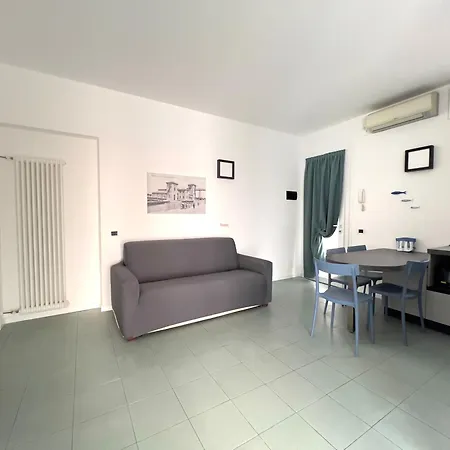 Darsena Terrazzo Vista Porto Canale Parcheggio Τσέρβια